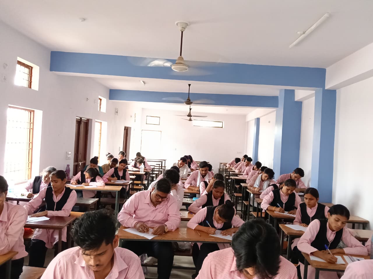 Rajiv Gandhi Computer College Shahdol